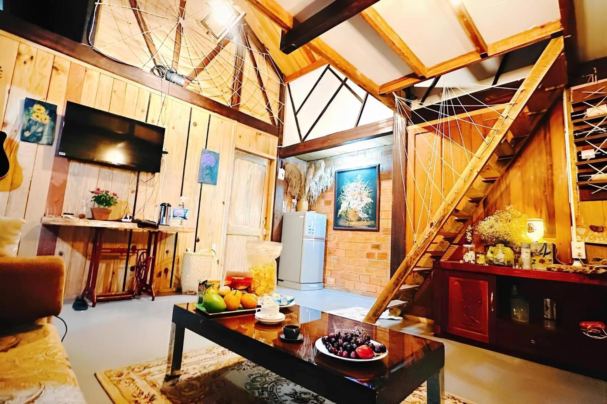 Romantic House 2 On A Pine Hill * Da Lat