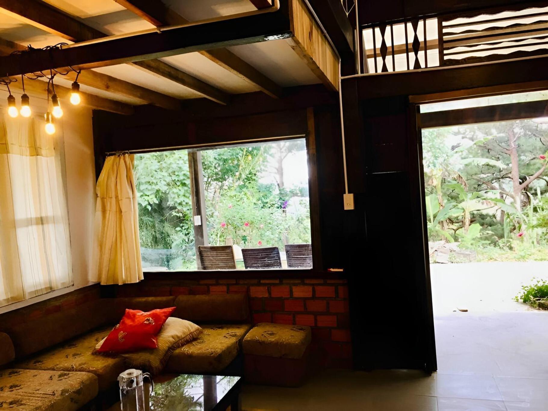 Chalet Romantic House 2 On A Pine Hill Da Lat