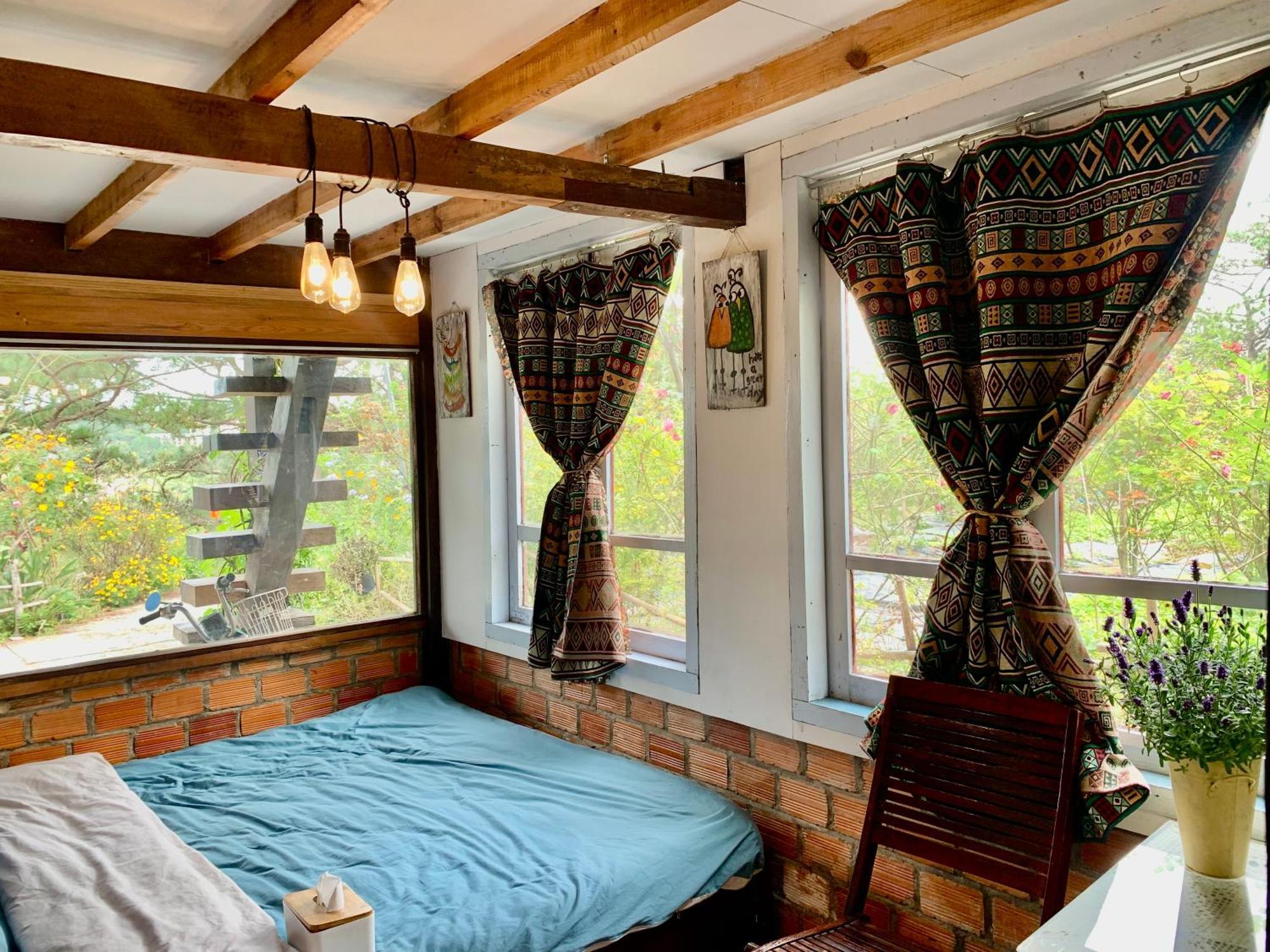Chalet Romantic House 2 On A Pine Hill Da Lat